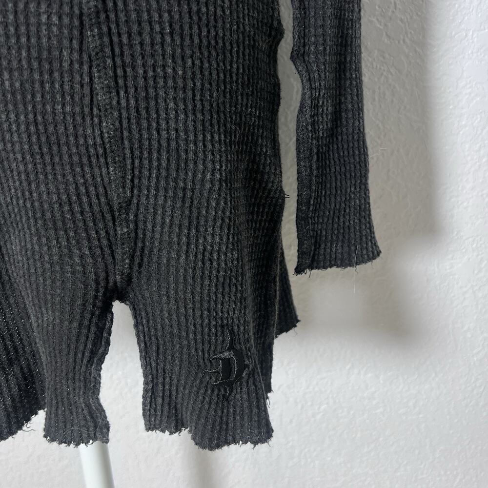 Y2k Style Darker Wavs Dolls Kill Fader Long Sleev… - image 2